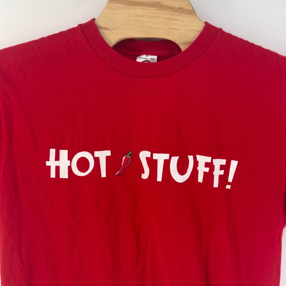Delta Pro Weight Hot Stuff Chili Pepper Graphic T-Shirt Red Mens Large